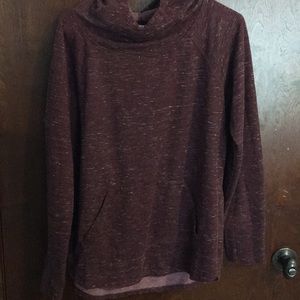 women’s long sleeve shirt